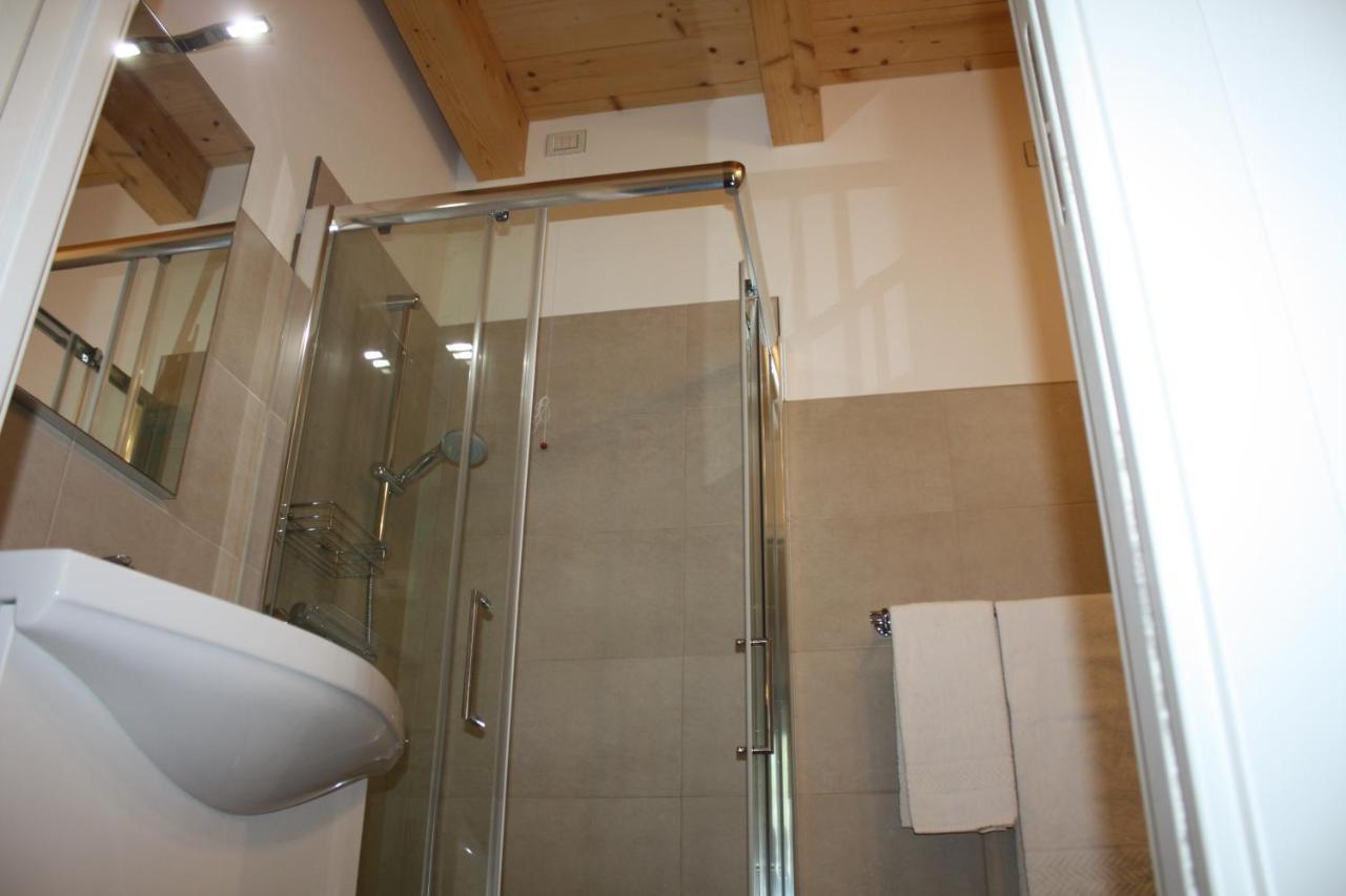 Sernaglia della Battaglia Elis' Rooms מראה חיצוני תמונה